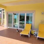Sunshine Moradia For 16 Persons