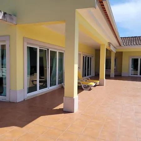 Sunshine Moradia For 10 Persons *