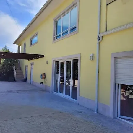 Sunshine Moradia For 10 Persons