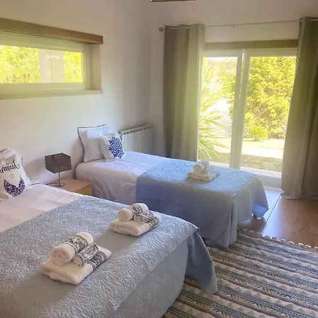 Дом отдыха Sunshine Moradia For 16 Persons