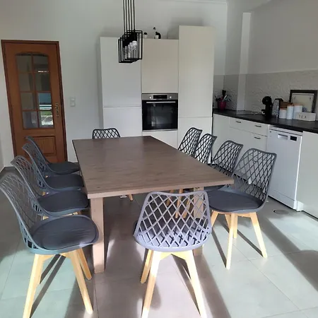 Sunshine Moradia For 16 Persons Holiday home Tomar