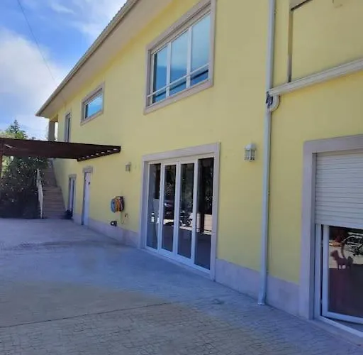 Sunshine Moradia For 10 Persons