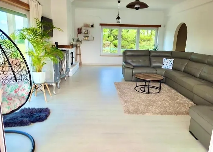 Nyaraló Sunshine Moradia For 10 Persons Tomar